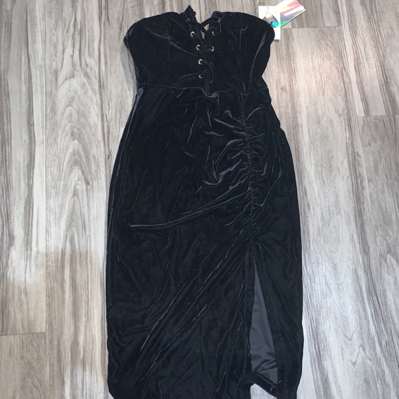 iris Dresses & Skirts - Iris black dress